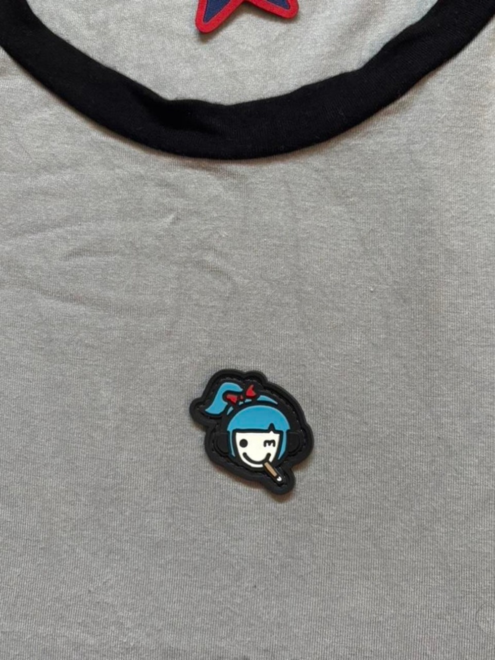 Omighty Raglan Top - Picture 2 of 2
